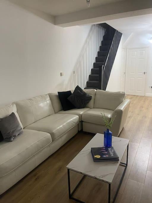 Birks Road Villa Cleator Moor Luaran gambar